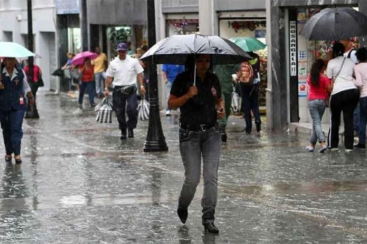 Prevén lluvias con descargas eléctricas en gran parte del país   