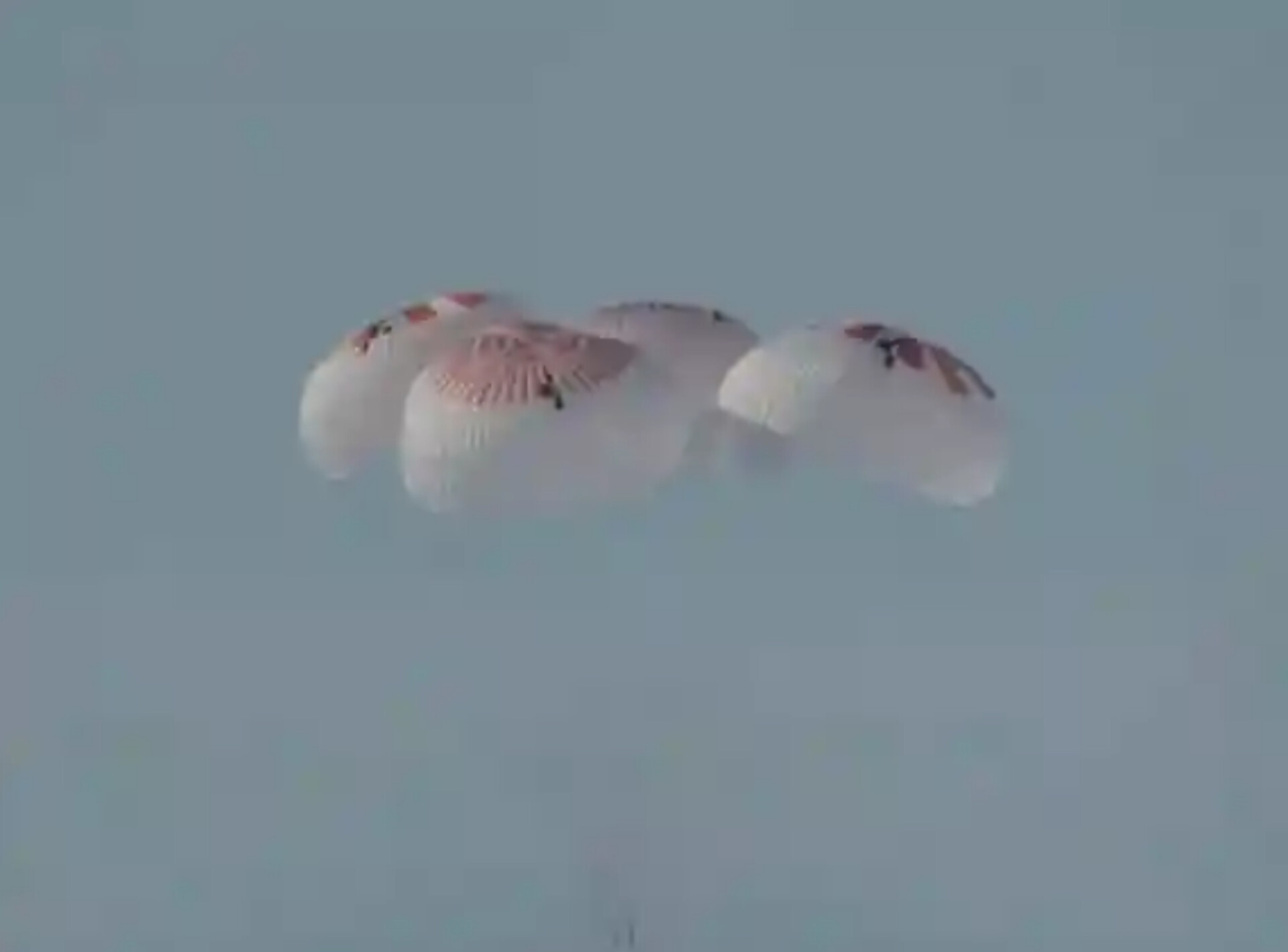 Tras cinco meses, la misión Crew-10 retorna a la tierra 