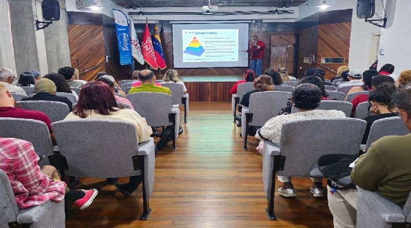 Más de 110 guías patrimoniales se capacitan para fortalecer el turismo en Caracas   