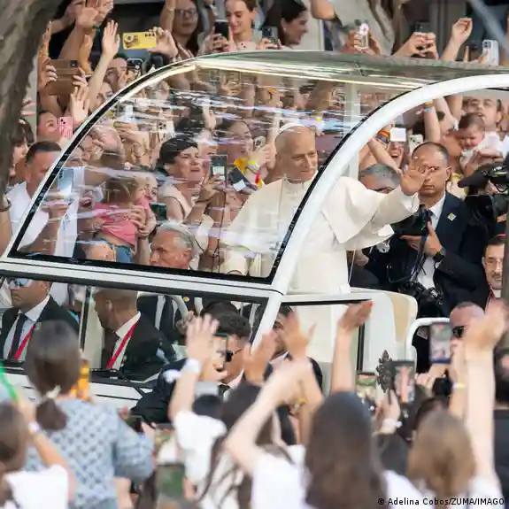 El Papa reune más de 1 millón de fieles durante misa de Corpus Christi en Madrid 