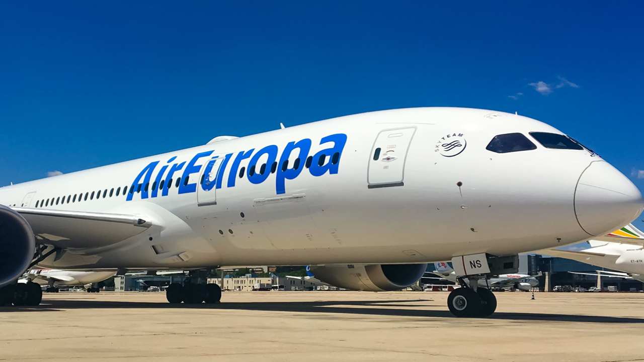 Air Europa reprograma vuelos tras cierre de aeropuerto de Caracas 