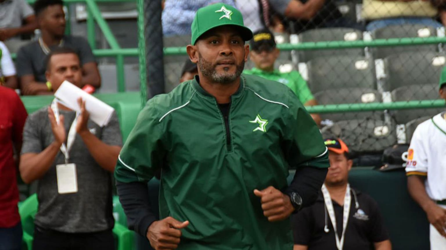 Fernando Tatis nuevo timonel de Tiburones de La Guaira