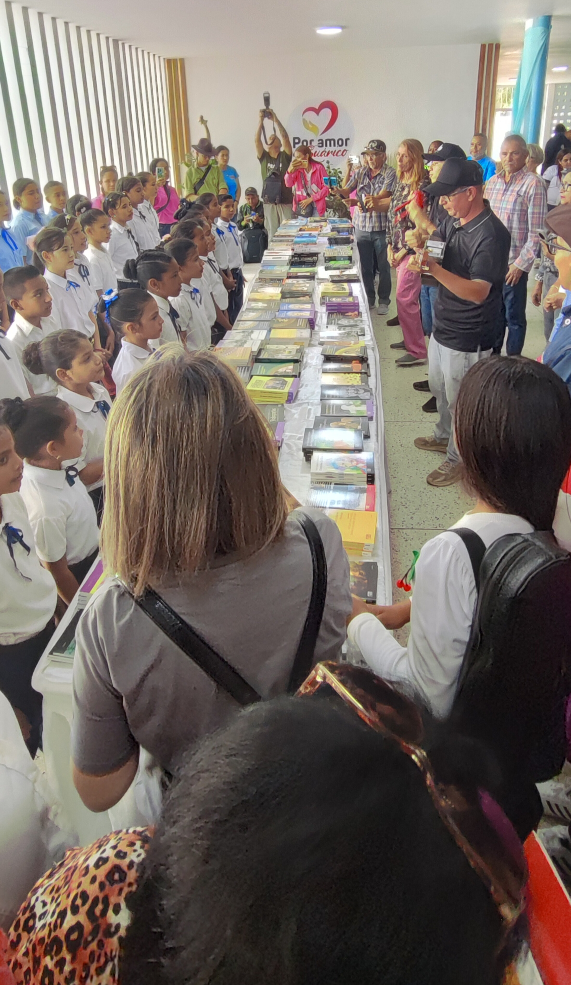 FILVEN inauguró fiesta del libro en Valle de La Pascua 