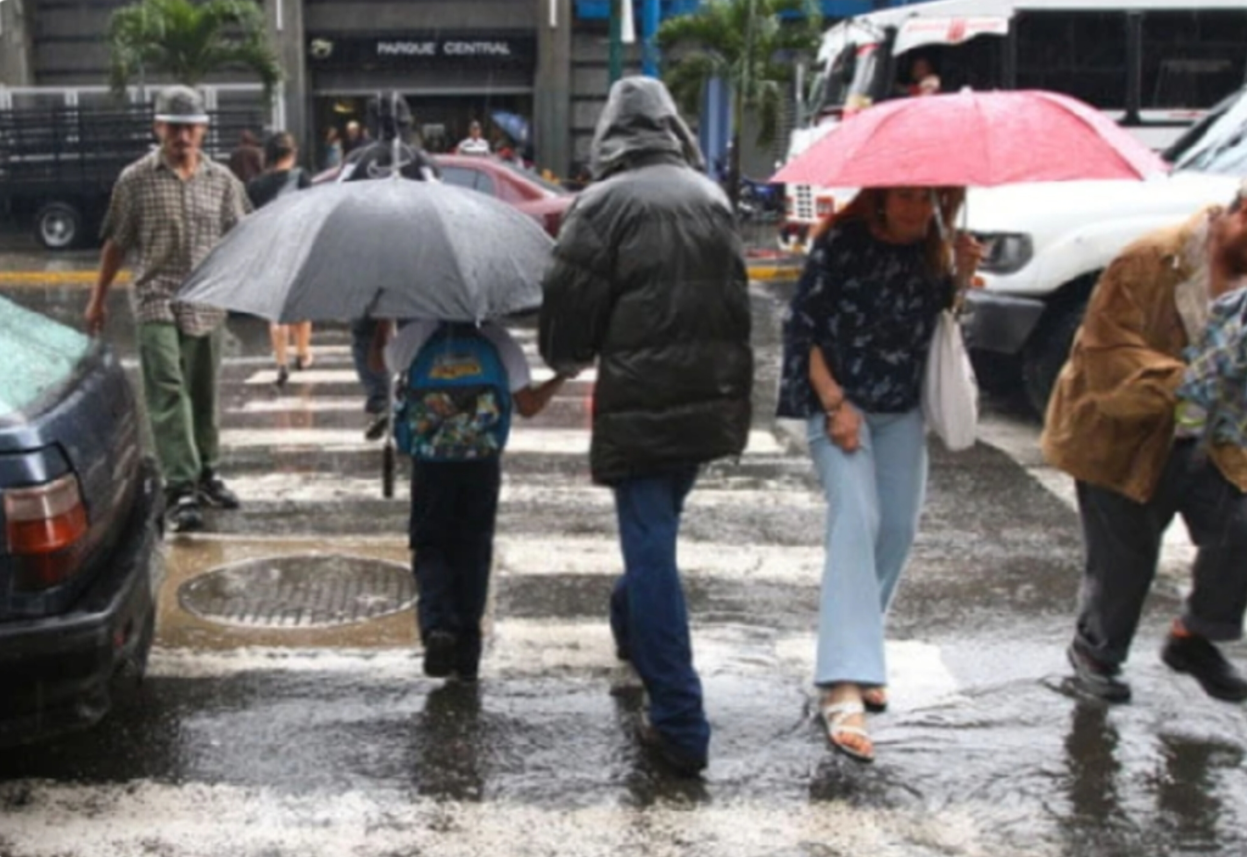 Lluvias y chubascos se prevén este miércoles en 15 estados del país