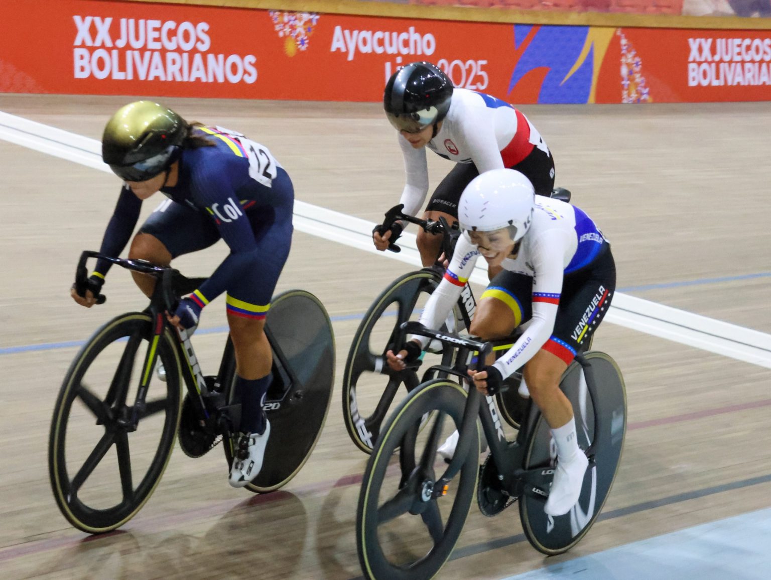 Ciclismo compite por cupos a Santo Domingo